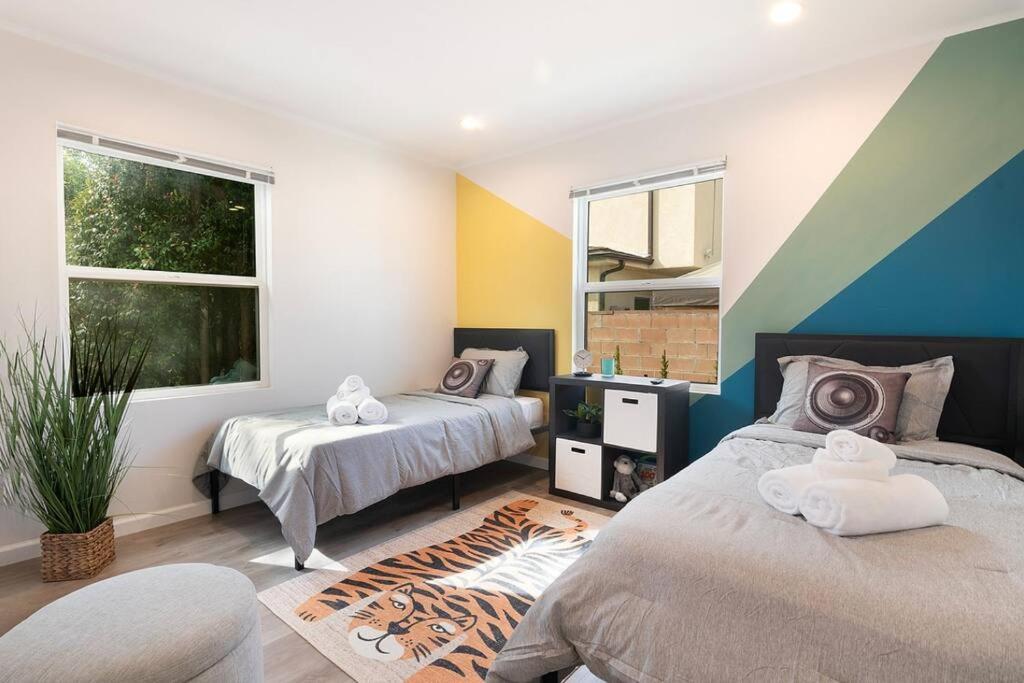 Beautiful 3 Bed 1 Bath Designer Home + Hot Tub Los Angeles Ngoại thất bức ảnh