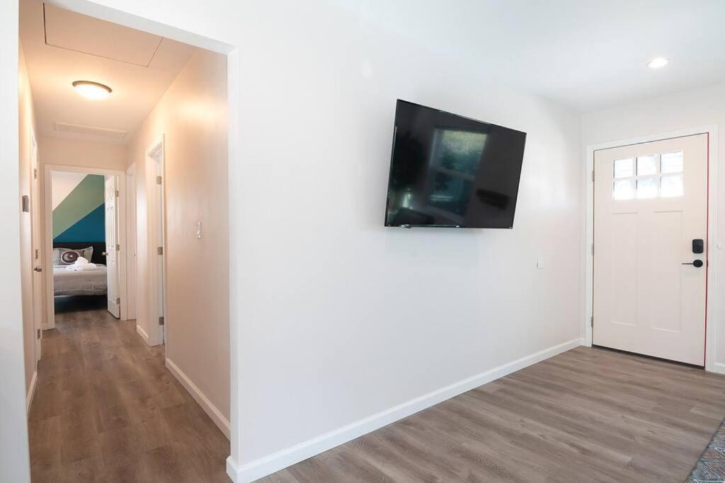 Beautiful 3 Bed 1 Bath Designer Home + Hot Tub Los Angeles Ngoại thất bức ảnh